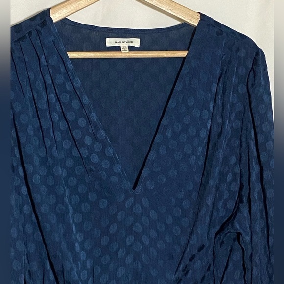 🎈Max Studio | Tops | Max Studio Navy Sheer Polka  Dot Tie Blouse Size 2X - Picture 5 of 6